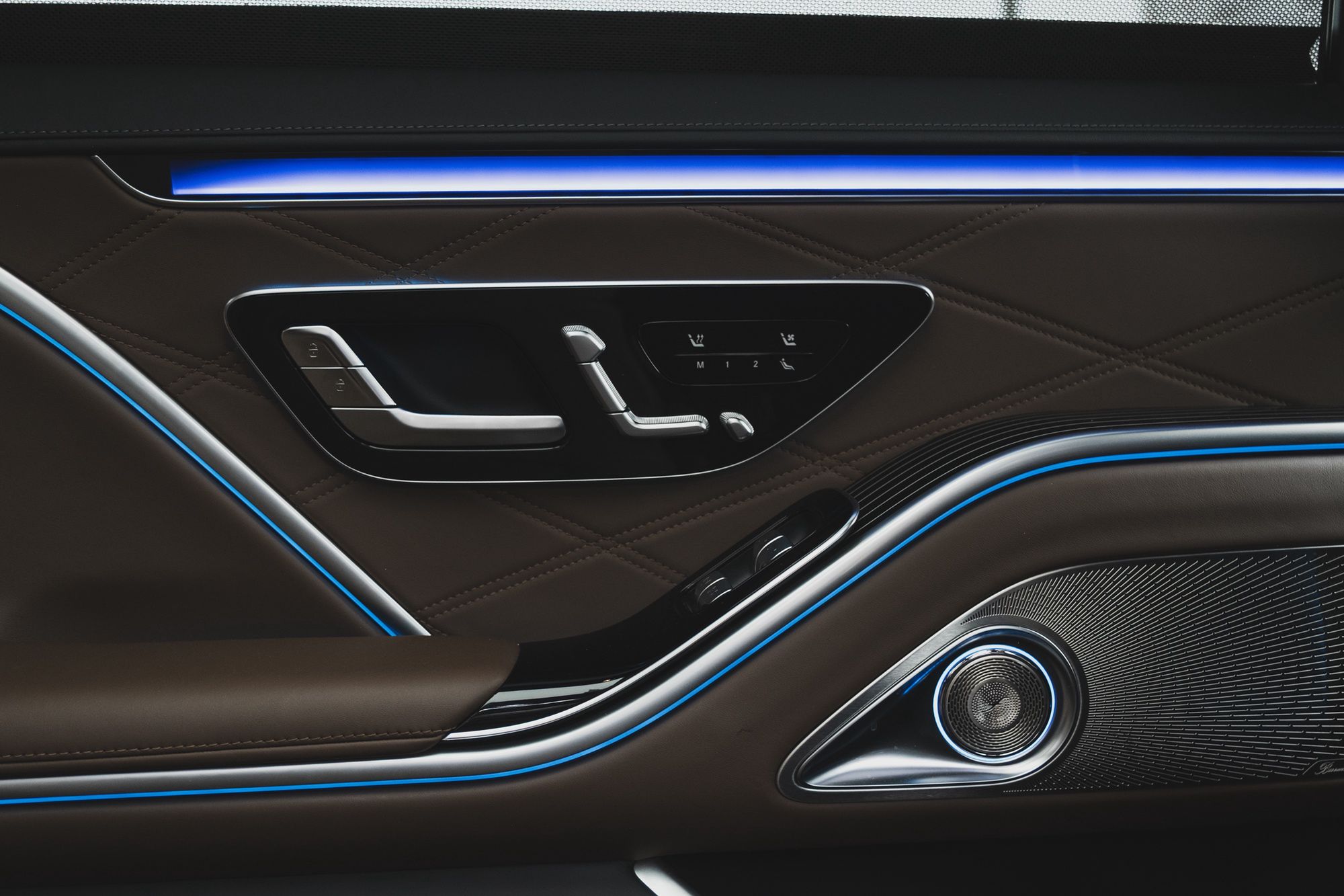 Mercedes-Maybach S680 4MATIC (2025)