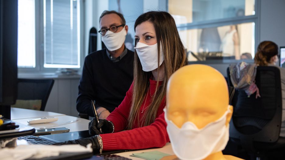 Maseczki w miejscu pracy. Zmiana przepisów