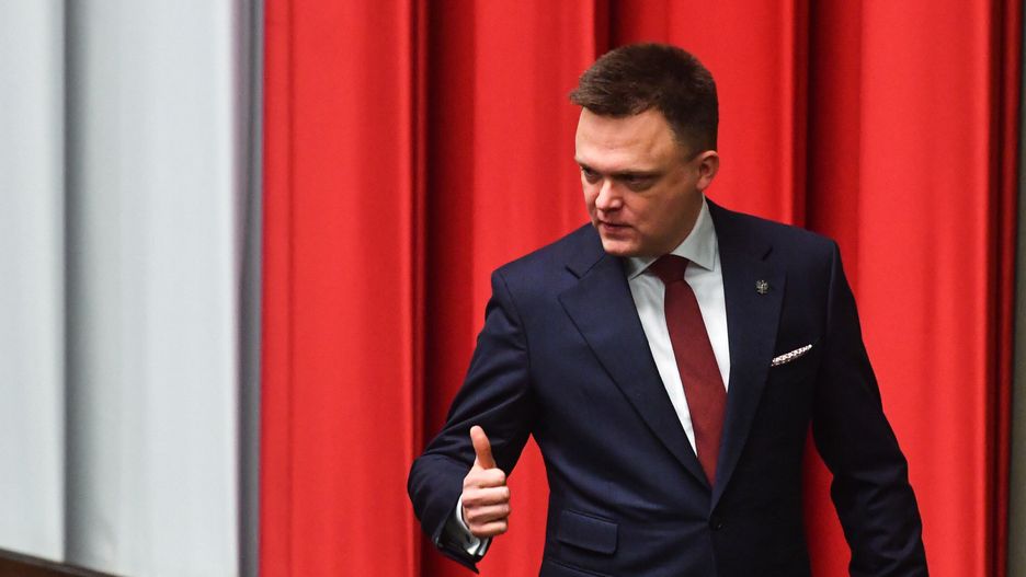 Warszawa, 17.01.2024. Marszałek Sejmu Szymon Hołownia na sali obrad Sejmu w Warszawie, 17 bm. Sejm w drugim dniu posiedzenia rozpatrzy wniosek Lewicy o odwołanie Krzysztofa Bosaka z funkcji wicemarszałka Izby. (aldg) PAP/Piotr Nowak