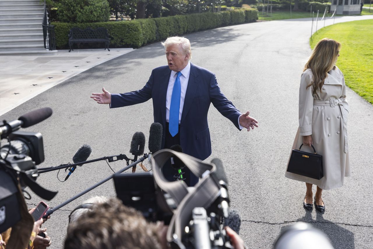 Donald Trump traci poparcie. "Historycznie niskie notowania"
