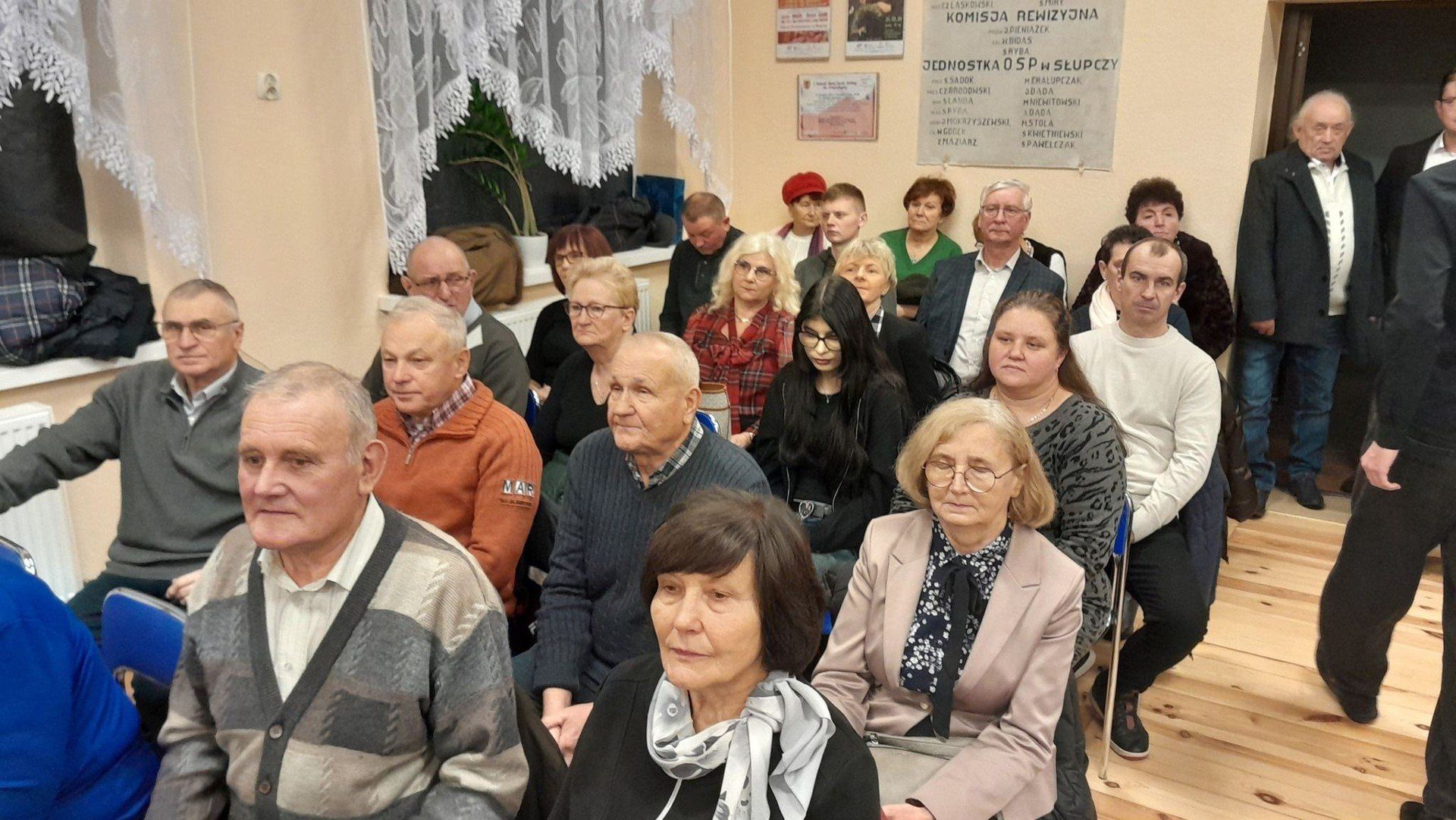 Podczas spotkania sala wypełniła się po brzegi. 