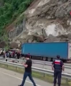 Olbrzymie głazy spadły na tiry. Makabryczny wypadek na granicy