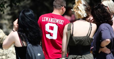 Polacy zaczęli biednieć. Pierwszy raz od dawna. "To początek dłuższego trendu"