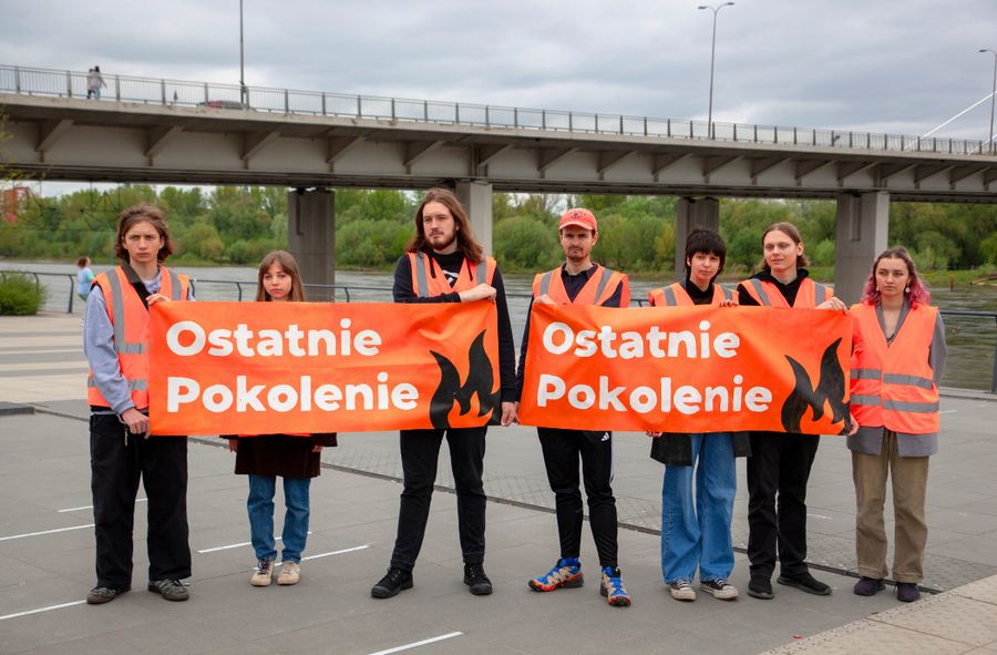 Ostatnie Pokolenie protestuje