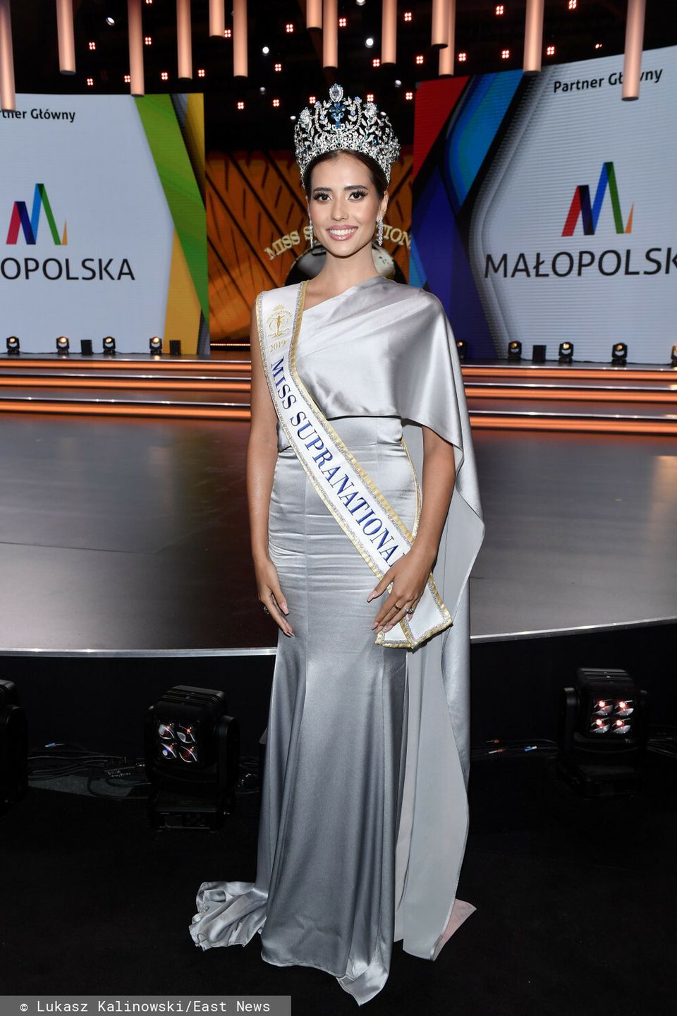 Miss Supranational 2019 Anntonia Porsild - Gala Miss Supranational 2021