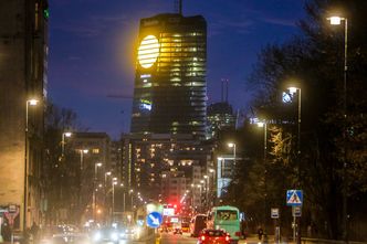 Drapacz chmur w centrum Warszawy sprzedany za ponad miliard złotych