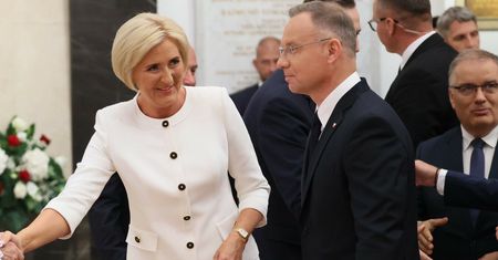 Tak ubrała się 15 sierpnia. Agata Duda sfotografowana w kościele