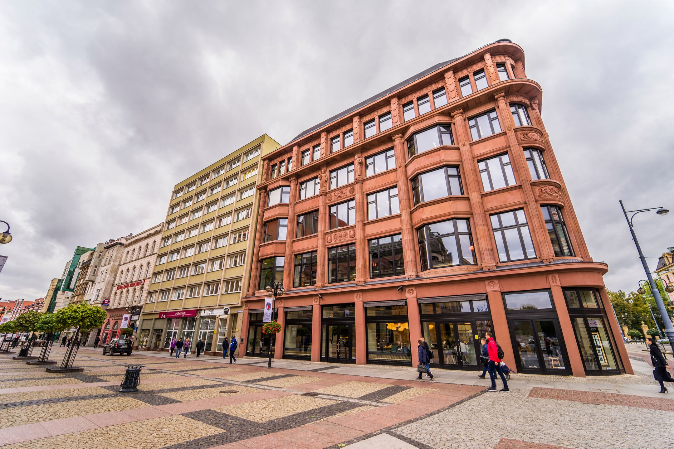 Samyang AF 14 mm f/2.8 FE - ultraszeroko, jasno i w przystępnej cenie [recenzja] 139