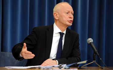 Nowe dowody osobiste poróżniły ministra z zastępcą?