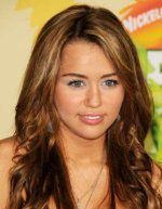 Miley Cyrus walczy z pryszczami