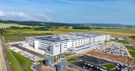 Amazon otworzył robotyczne centrum logistyczne na Dolnym Śląsku. Utworzy tam ponad tysiąc miejsc pracy