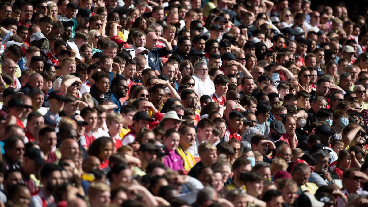 Zdjęcie okładkowe artykułu: Getty Images / Visionhaus / Na zdjęciu: kibice na meczu Arsenal - Chelsea