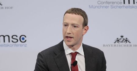 Pracownicy Facebooka zostają w domach. Będą pracować zdalnie