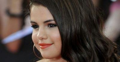 Selena Gomez: 20-letnia gwiazdka Disneya powiększyła piersi?