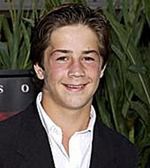 Michael Angarano walczy o ojca