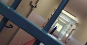 Żary: Szalał w markecie, był pobudzony. Zaatakował policjantów