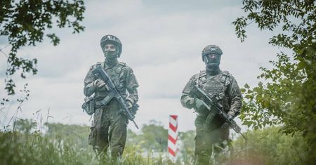 Żołnierze 2LBOT pilnują Polskiej granicy, bez przerwy, bez długiego weekendu (zdjęcia)
