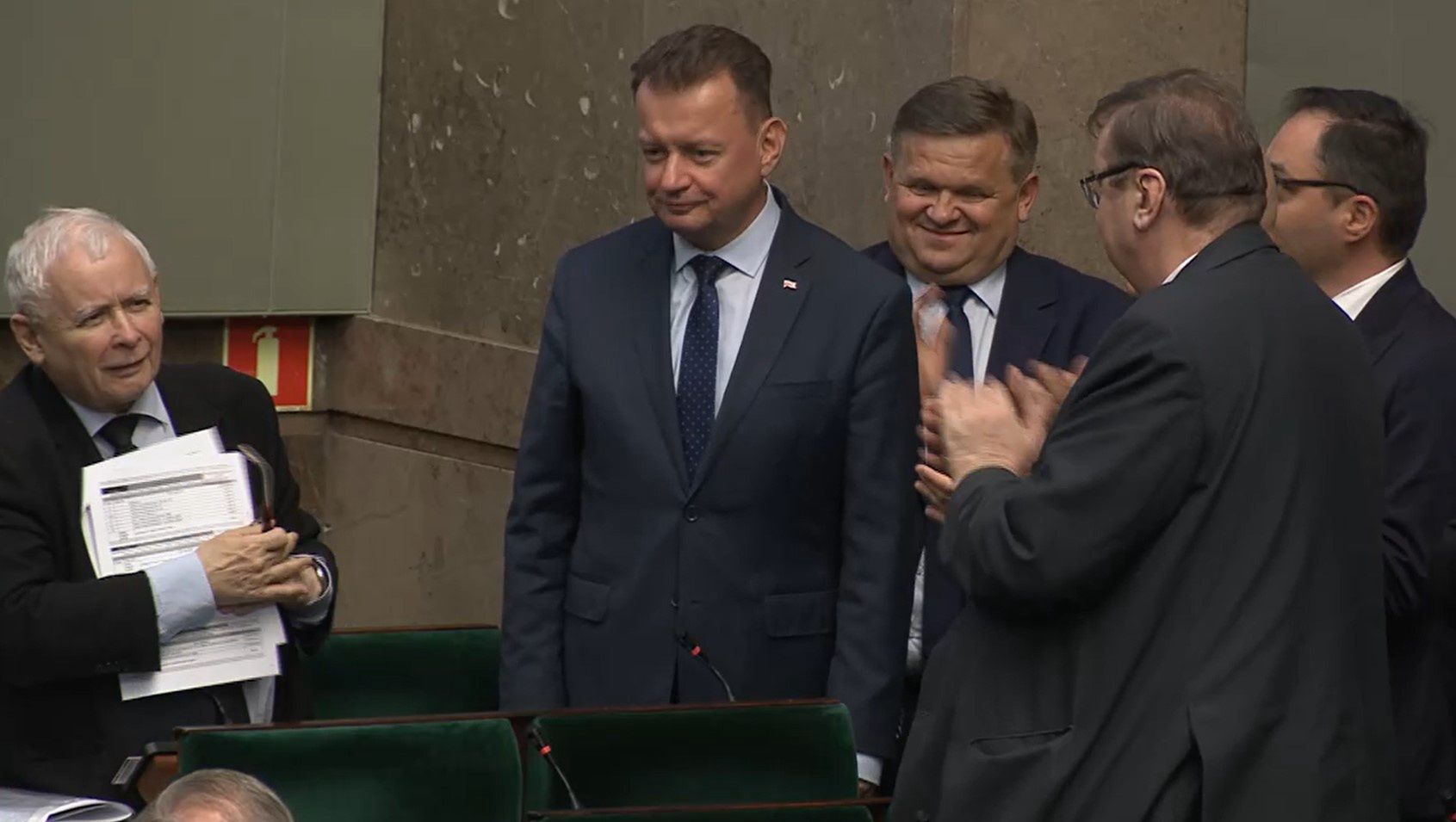 Ile głosów za? - dopytywał współpracowników Kaczyński.