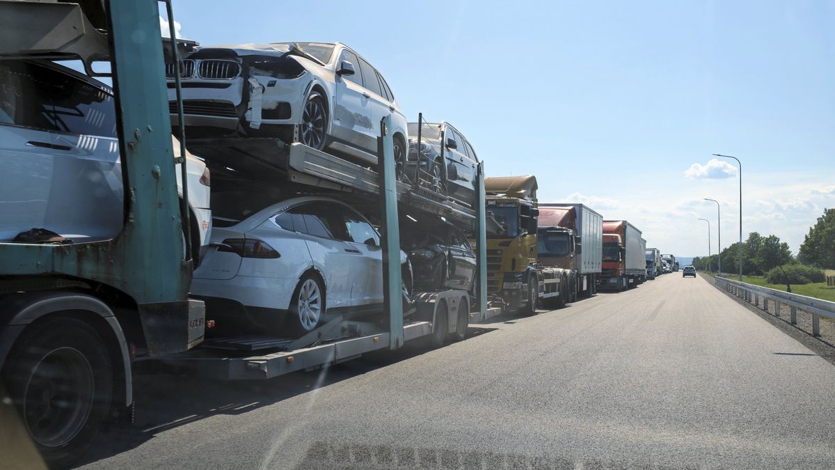 Deklarcję PCC-3 należy składać w przypadku zawarcia umowy kupna-sprzedaży używanego auta
