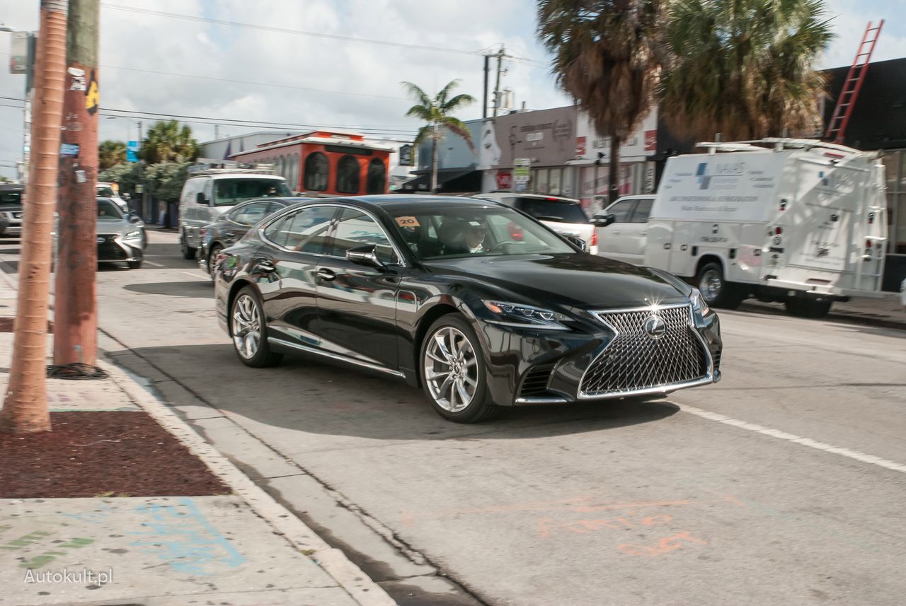 Lexus LS500