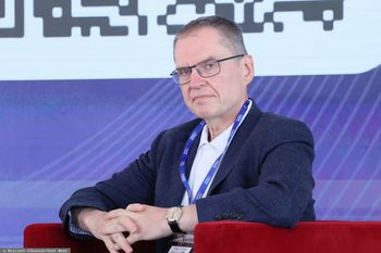 Andrzej Poczobut wraca na Białoruś. "Jadę do domu"