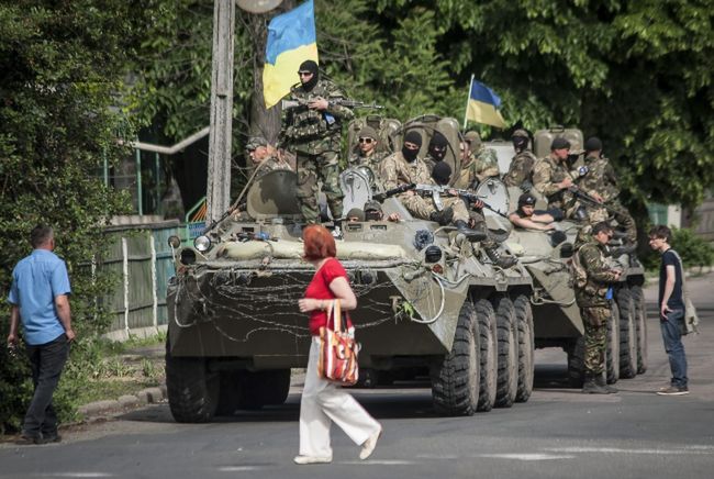 Konflikt na Ukrainie. Rosjanie nie mają wątpliwości, kto stoi za walkami