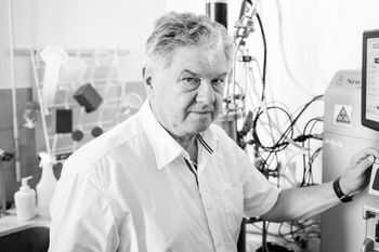 Zmarł prof. Andrzej Mackiewicz. Był pionierem onkologii