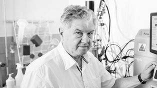 Zmarł prof. Andrzej Mackiewicz. Był pionierem onkologii