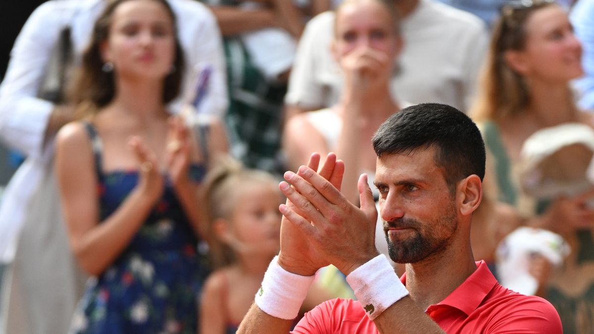 PAP/EPA / CAROLINE BLUMBERG / Na zdjęciu: Novak Djoković