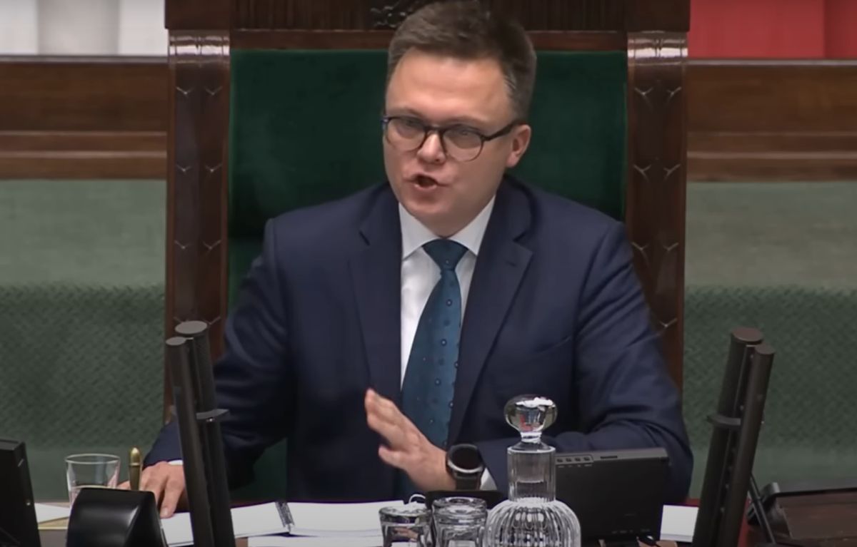 Szymon Hołownia prowadzi obrady Sejmu