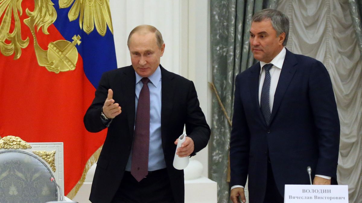 Władimir Putin i Wiaczesław Wołodin na zdjęciu z 2018 roku