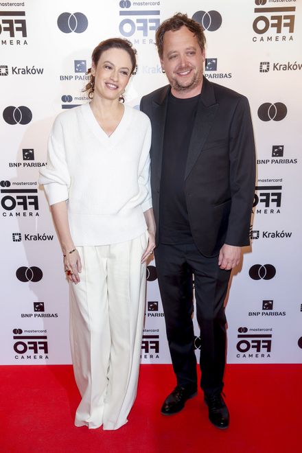Magdalena Różczka i Jan Holoubek na gali otwarcia Festiwalu OFF Camera w kwietniu 2023 r.