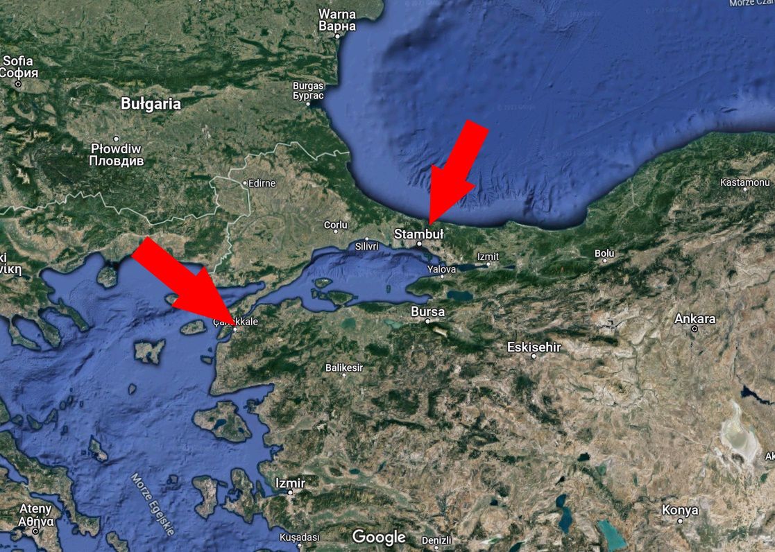 Cieśniny czarnomorskie - strzałkami zaznaczone Dardanele i Bosfor