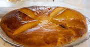 Francuzi pieką na deser. Ta bułka jest aż ciężka od oliwy