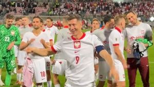 Po meczu Polacy podeszli do kibiców. Tak zachował się Lewandowski