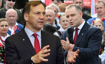 Nawrocki chce referendum. Szef MSZ reaguje, mówi o "świecie eurofoba"