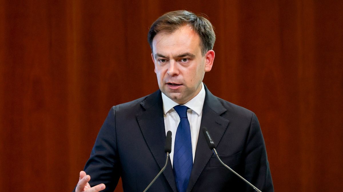 "W Niemczech kryzys, a Polska się rozwija". Zapytali Domańskiego o powód