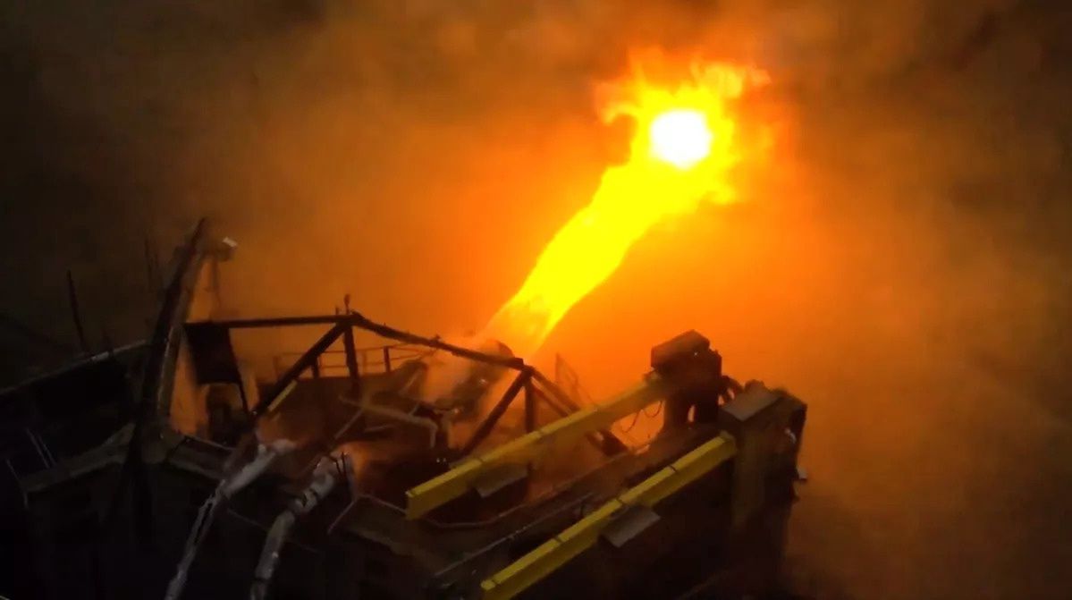 SpaceX miota ogniem. Nagranie piekielnego testu