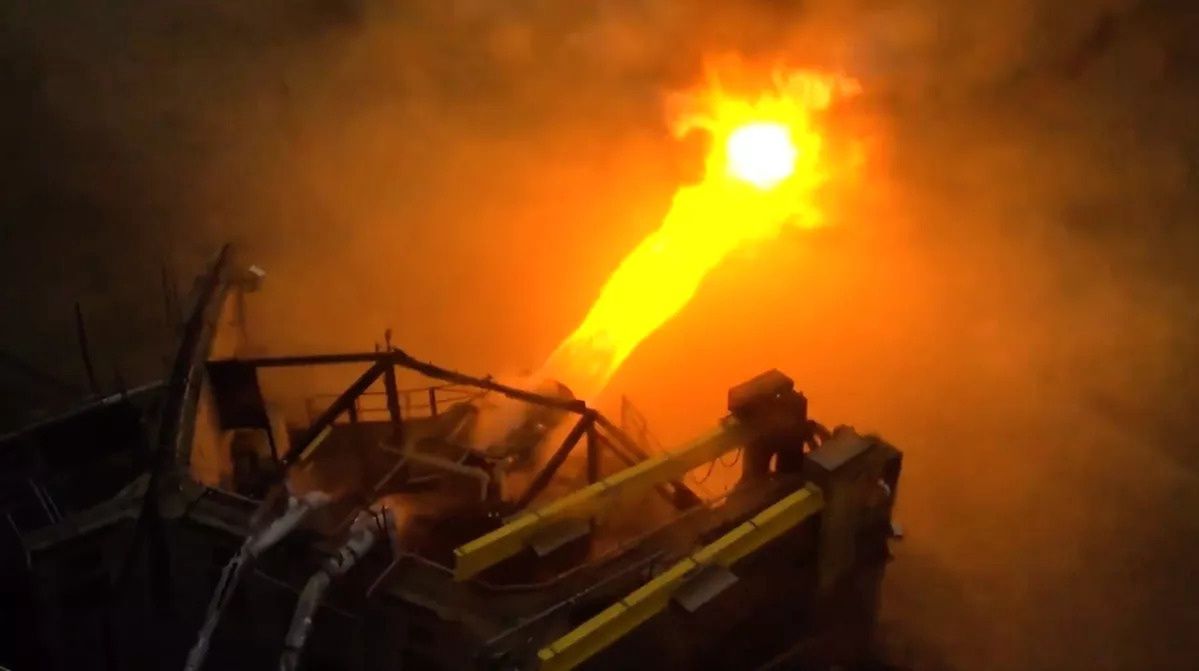 SpaceX miota ogniem. Nagranie piekielnego testu