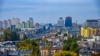 Pogoda w Łodzi. Prognoza na piątek 8 maja. Chłodny dzień i umiarkowane zachmurzenie