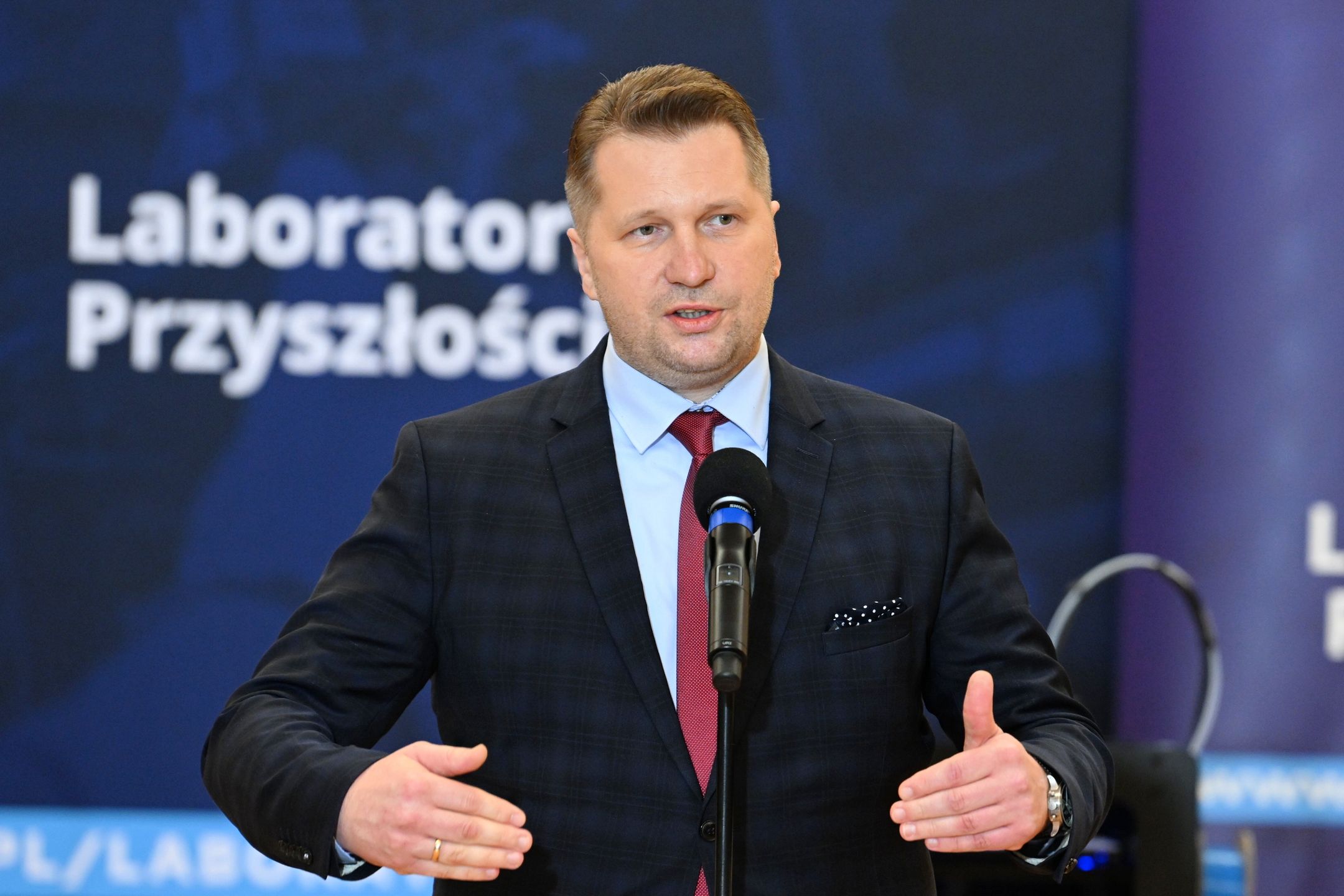 Przemys�aw CzarnekDarek Delmanowiczbriefing, edukacja, konferencja, nauka, otwarcie, politycy, polityka, prasowa, wizyta, krajowa