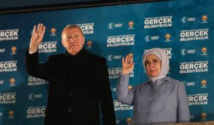 Wybory w Turcji. Erdogan "dostał żółtą kartkę i jest blisko czerwonej"