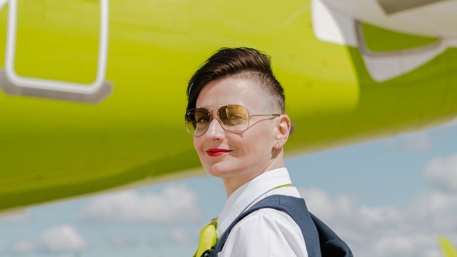 Kolejne linie lotnicze wprowadzają zmiany, dotyczące stroju stewardes