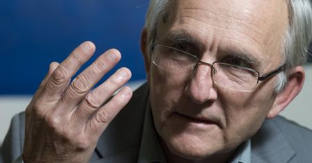 Prof. Janusz Czapiński: Polacy zamiast galerii handlowych wybiorą telewizor. Takie są skutki zakazu handlu