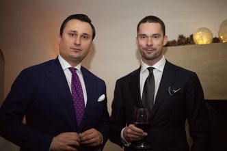 Balthazar szyje garnitury tam gdzie Giorgio Armani