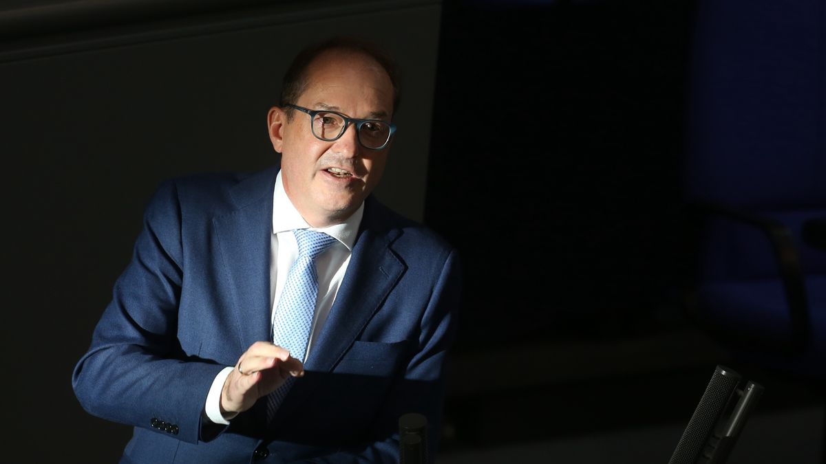  lider grupy parlamentarnej CSU w Bundestagu Alexander Dobrindt