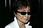Yoko Ono nie chce filmu o mordercy