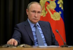Rosja. Władimir Putin grozi "wybijaniem zębów"