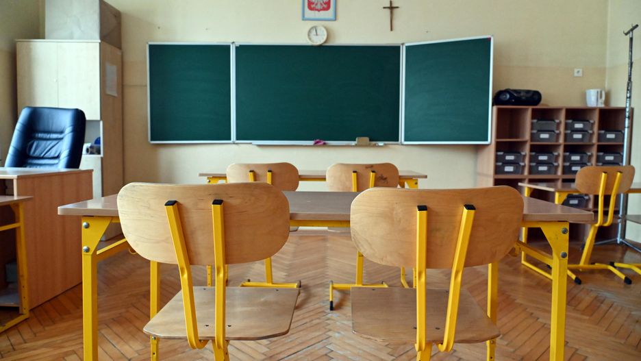 Krótsza kwarantanna dla dzieci? Rząd ma to rozważać 