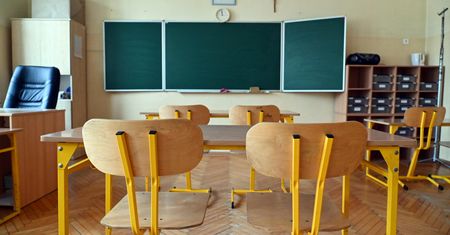 Krótsza kwarantanna dla dzieci? Rząd ma to rozważać